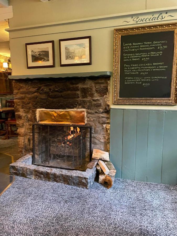 The Fountain & Riverside Restaurant Inn 3*