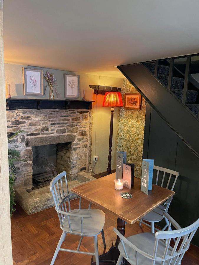 The Fountain & Riverside Restaurant Estalagem Okehampton