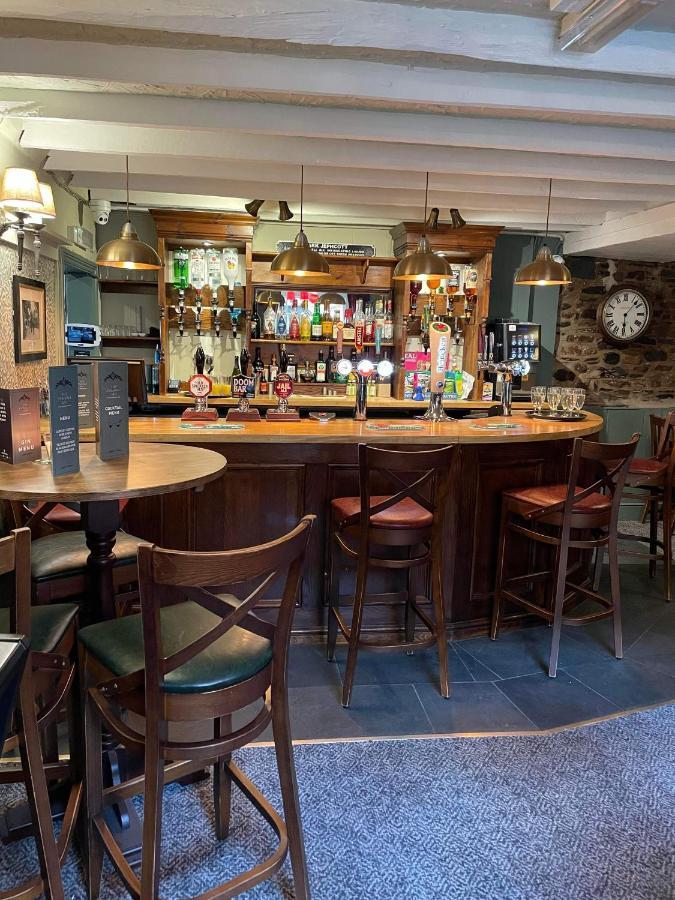 The Fountain & Riverside Restaurant Inn 3*